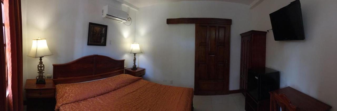 Hotel Los Higuerones Paso Canoas Ngoại thất bức ảnh