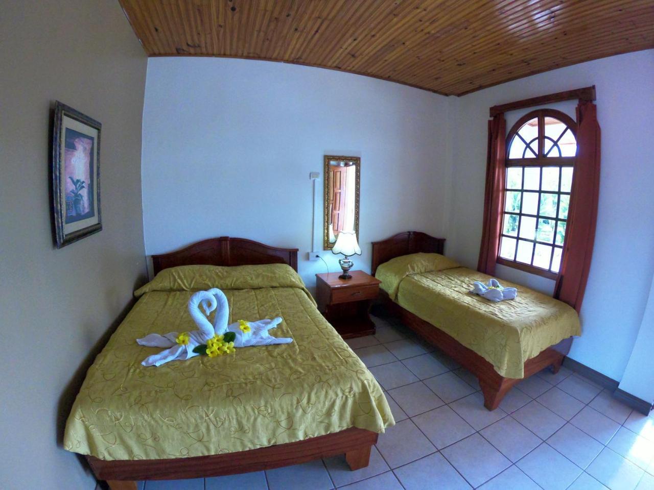 Hotel Los Higuerones Paso Canoas Ngoại thất bức ảnh